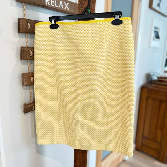 Talbots‎ 2-Piece Set Cotton Stretch Yellow Dot Jacquard Blazer & Skirt Sz 12 EUC - Picture 5 of 15